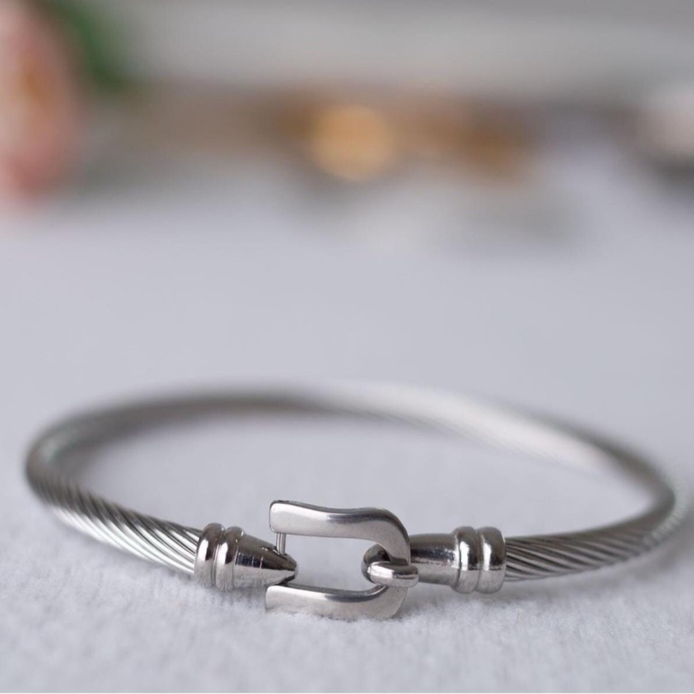 NEW Waterproof Silver Cable Bracelet with Buckle Closure
